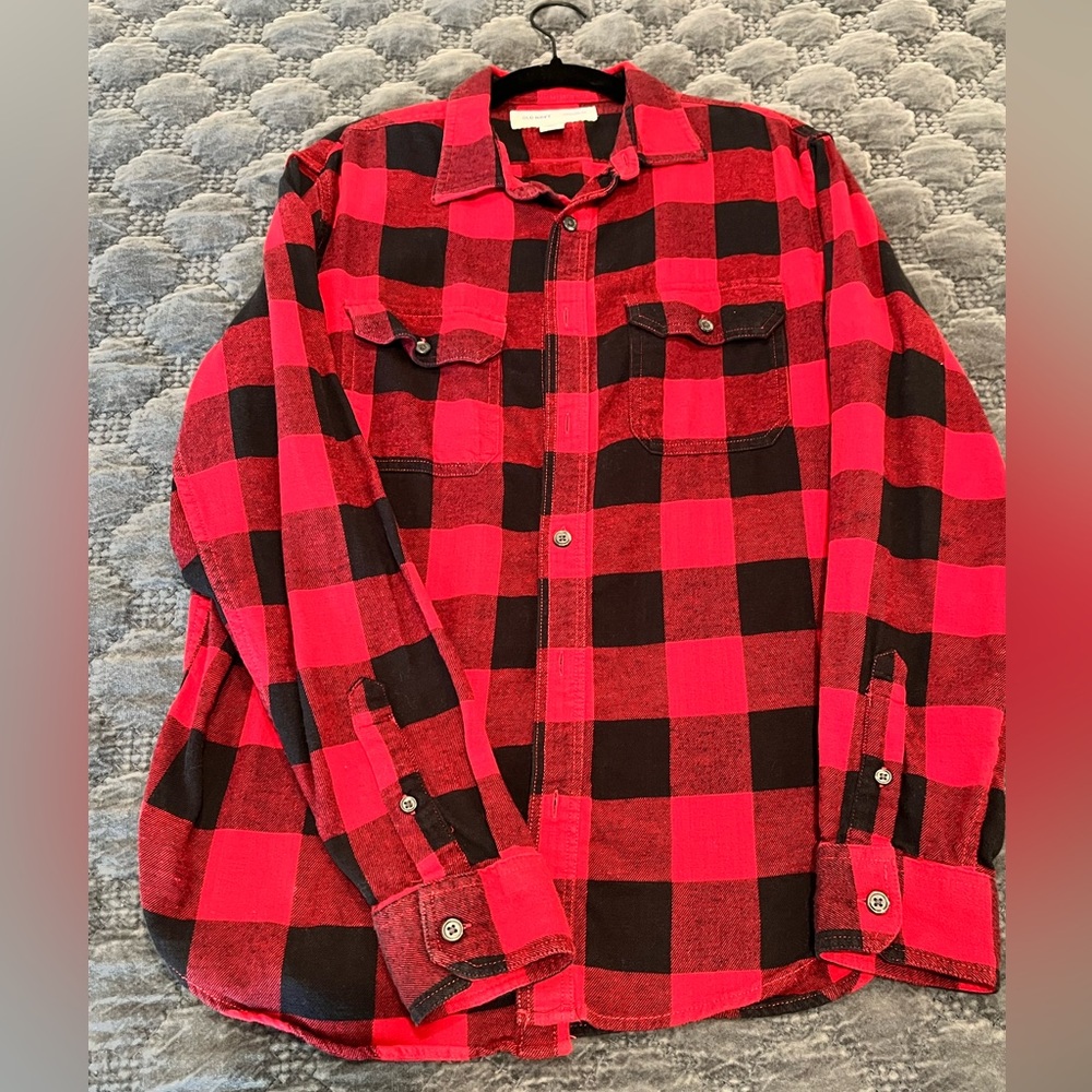 Old Navy Men’s Holiday Christmas Button Down Shirt
